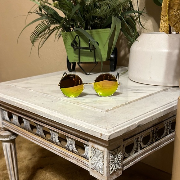 Retro 1990s Fashion Oval Mirrored Flat Lens Unisex Sunglasses - Picture 8 of 9